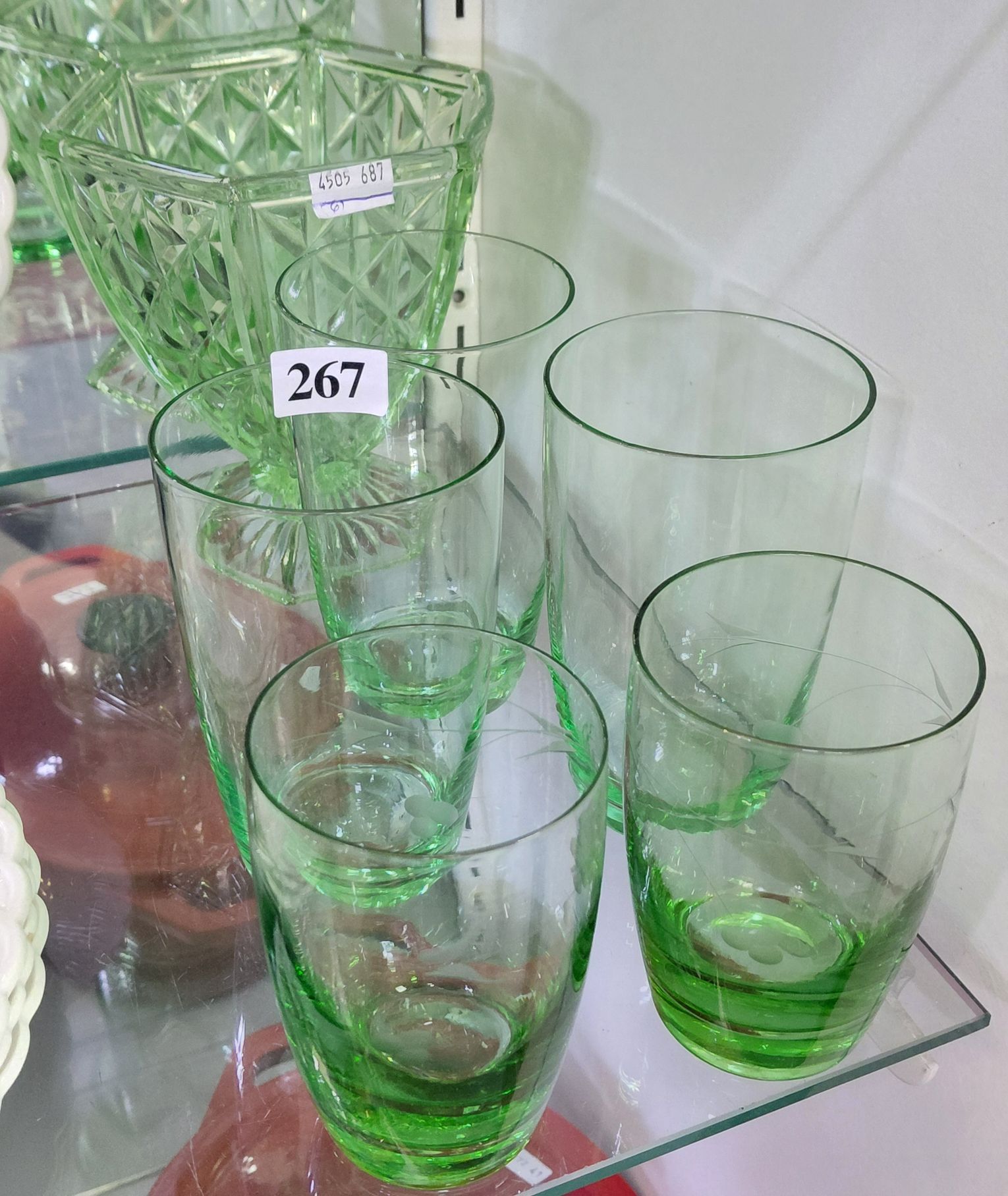 267 · VINTAGE GREEN GLASSWARE