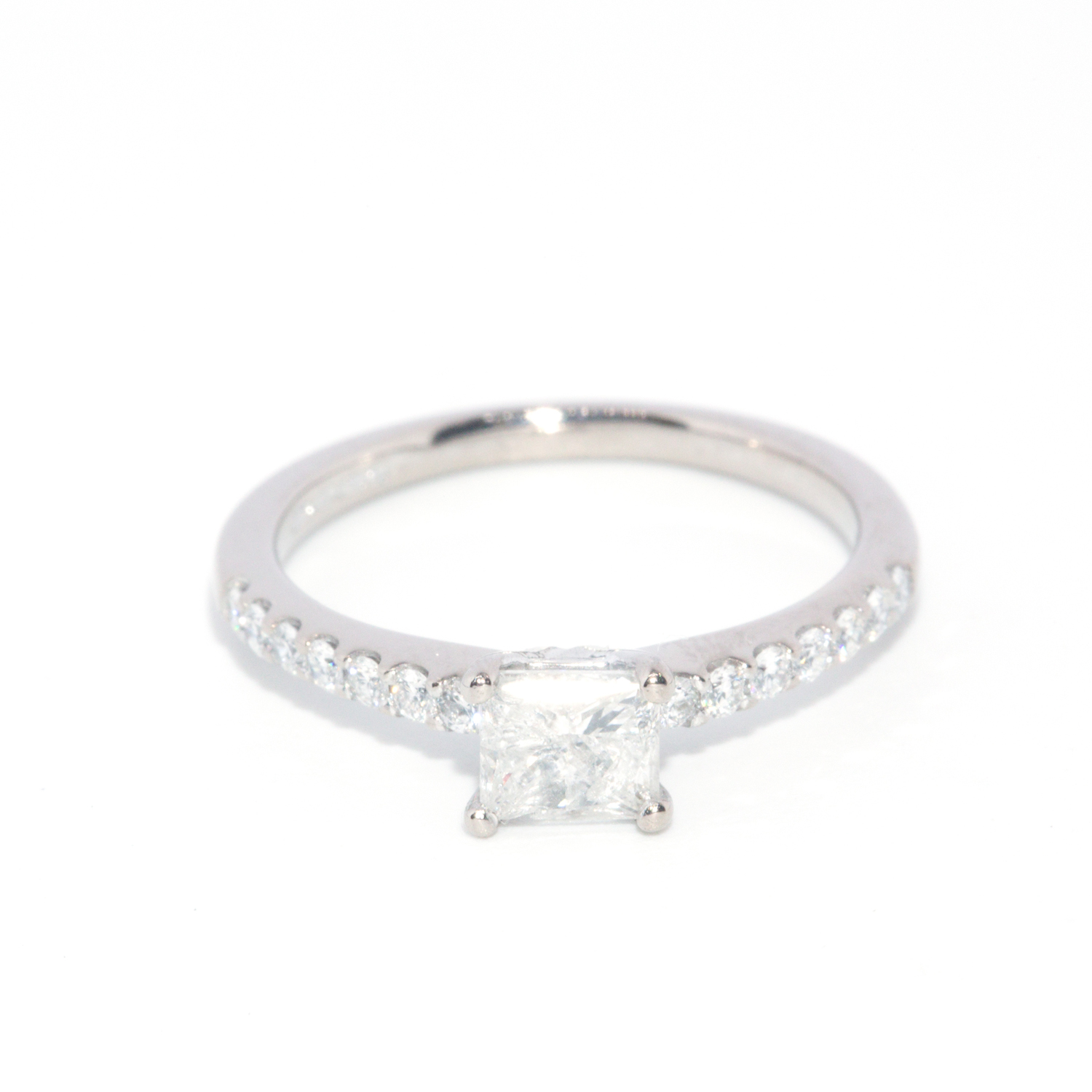 0.76 Carat Princess Cut Diamond 18ct Gold Ring