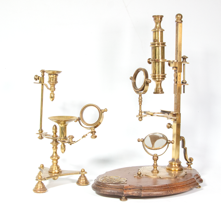 Microscopio antiguo