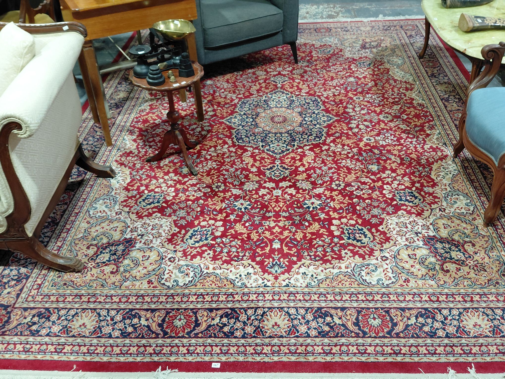167 · PERSIAN STYLE RUG