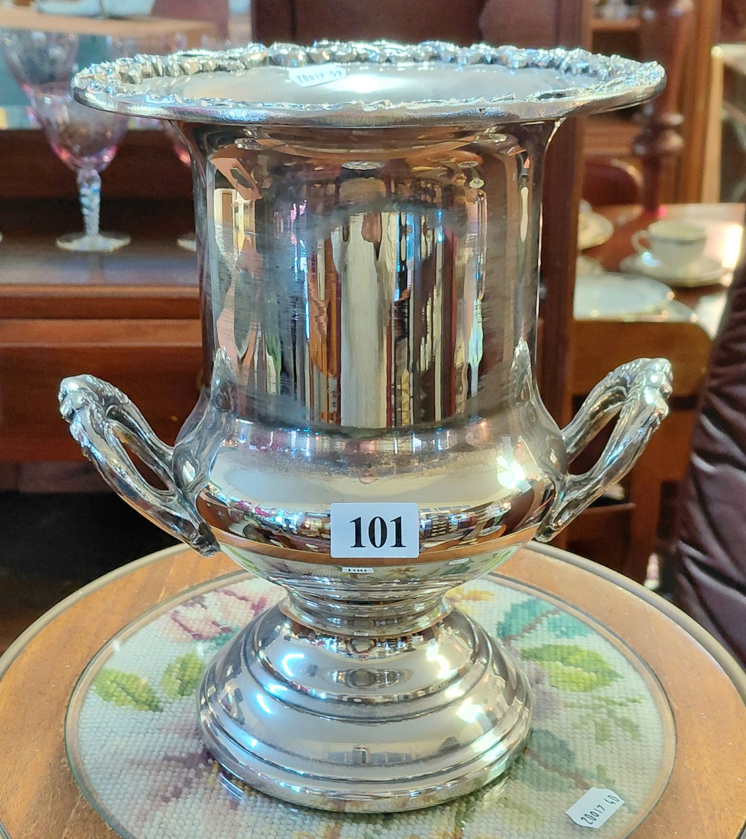 101 · CHAMPAGNE BUCKET
