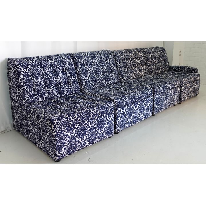 UPHOLSTERED 4 PIECE SOFA