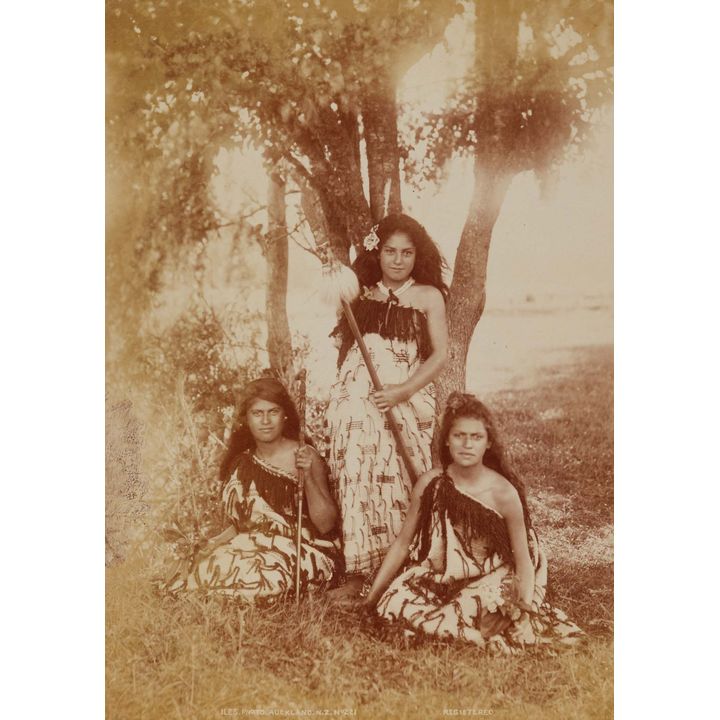 Arthur Iles 'Untitled - Three Māori Wahine'