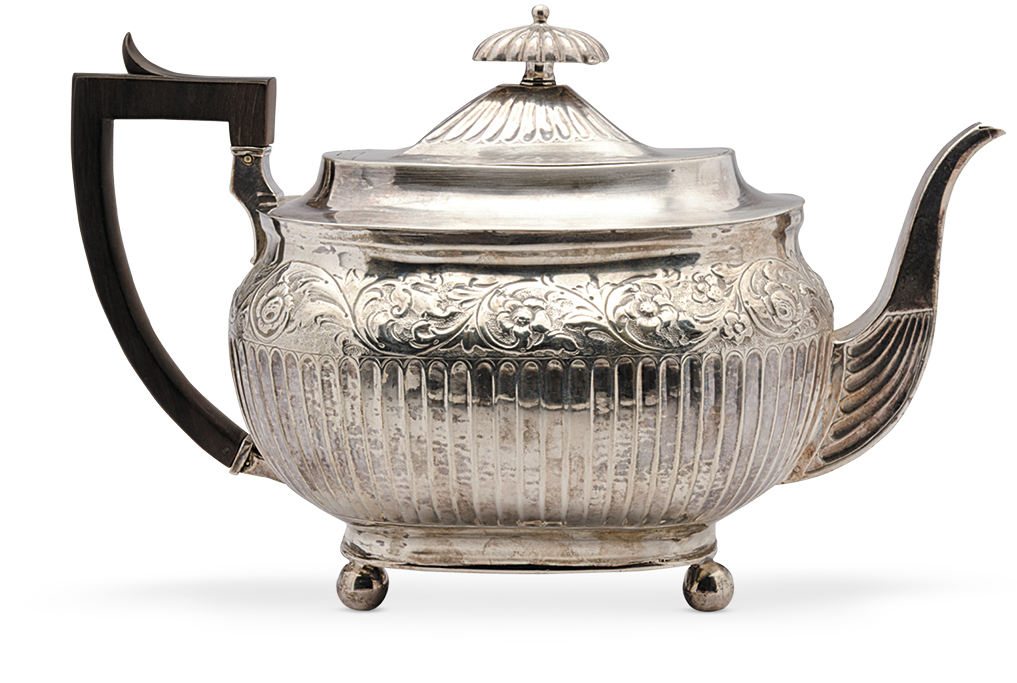 A George III silver tea pot
