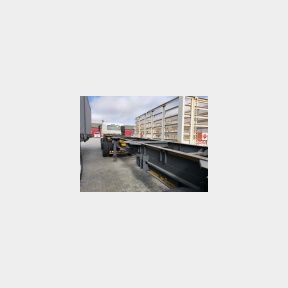2004 HENDRED FRUEHAUF SEMI SKELETON TRAILER TRIAXLE