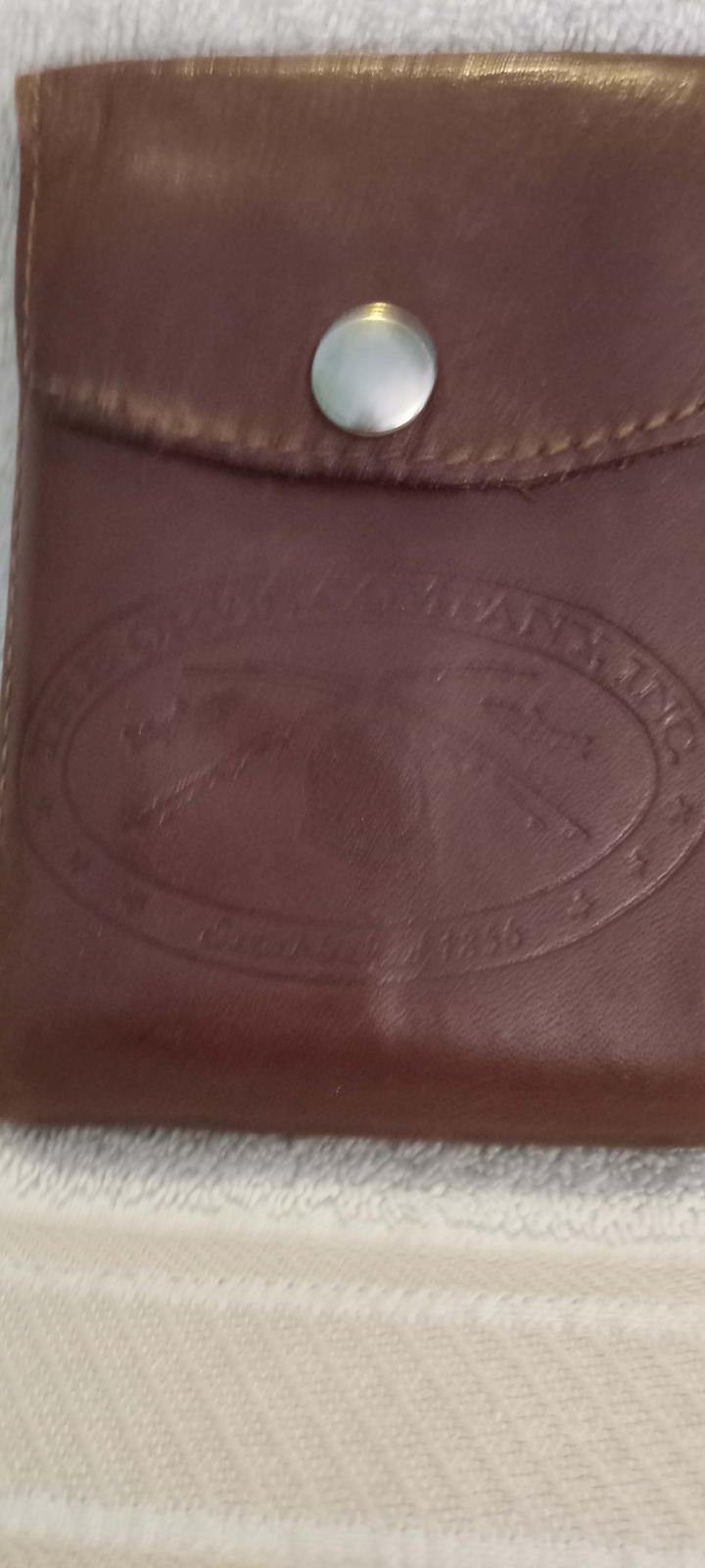 ORVIS LEATHER LEADER FLY WALLET | The Angling Marketplace