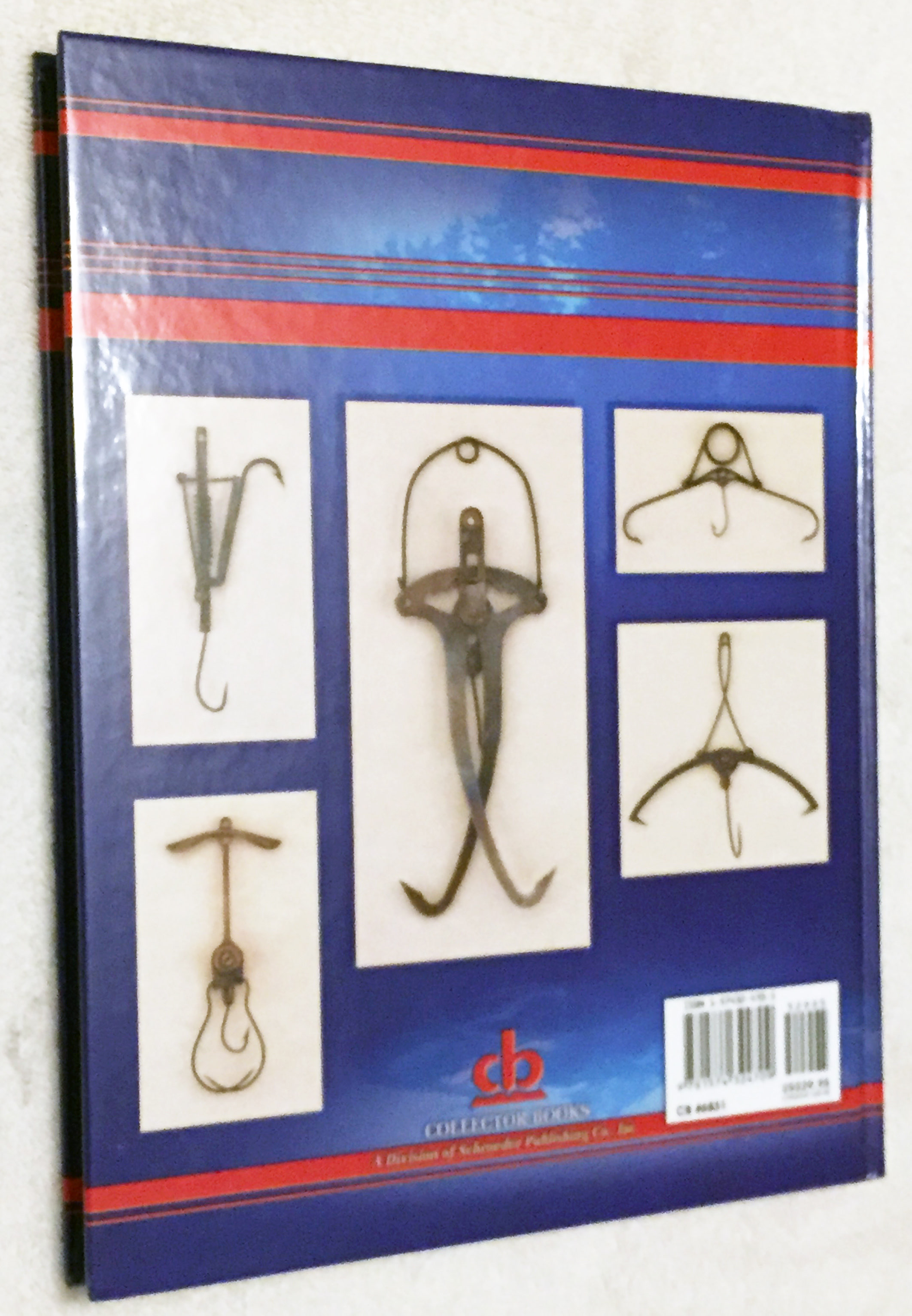 2006 Spring-Loaded Fish Hooks Traps & Lures BOOK