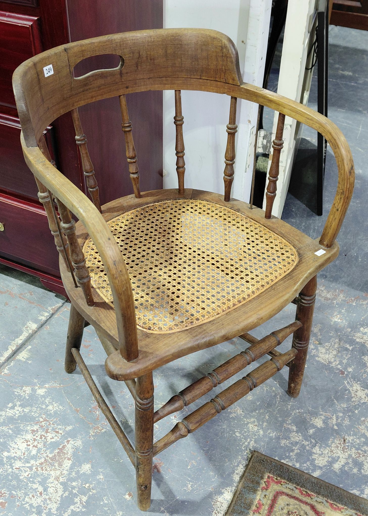 249 · ANTIQUE TIMBER CAPTAINS CHAIR
