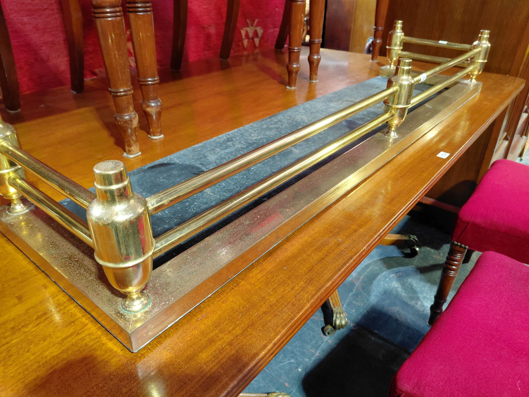 VICTORIAN BRASS FIRE FENDER