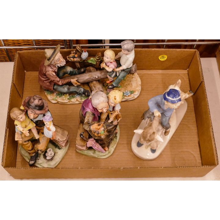 Box Japanese Bisque Figure Groups