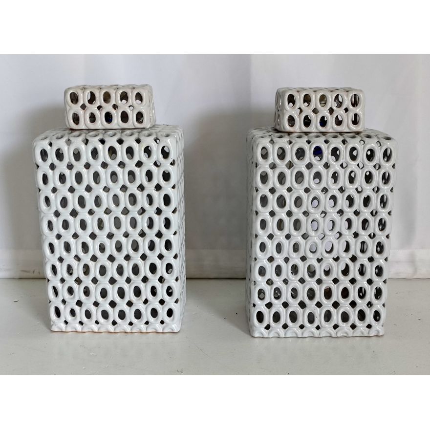 PAIR OF CERAMIC TABLE LAMPS