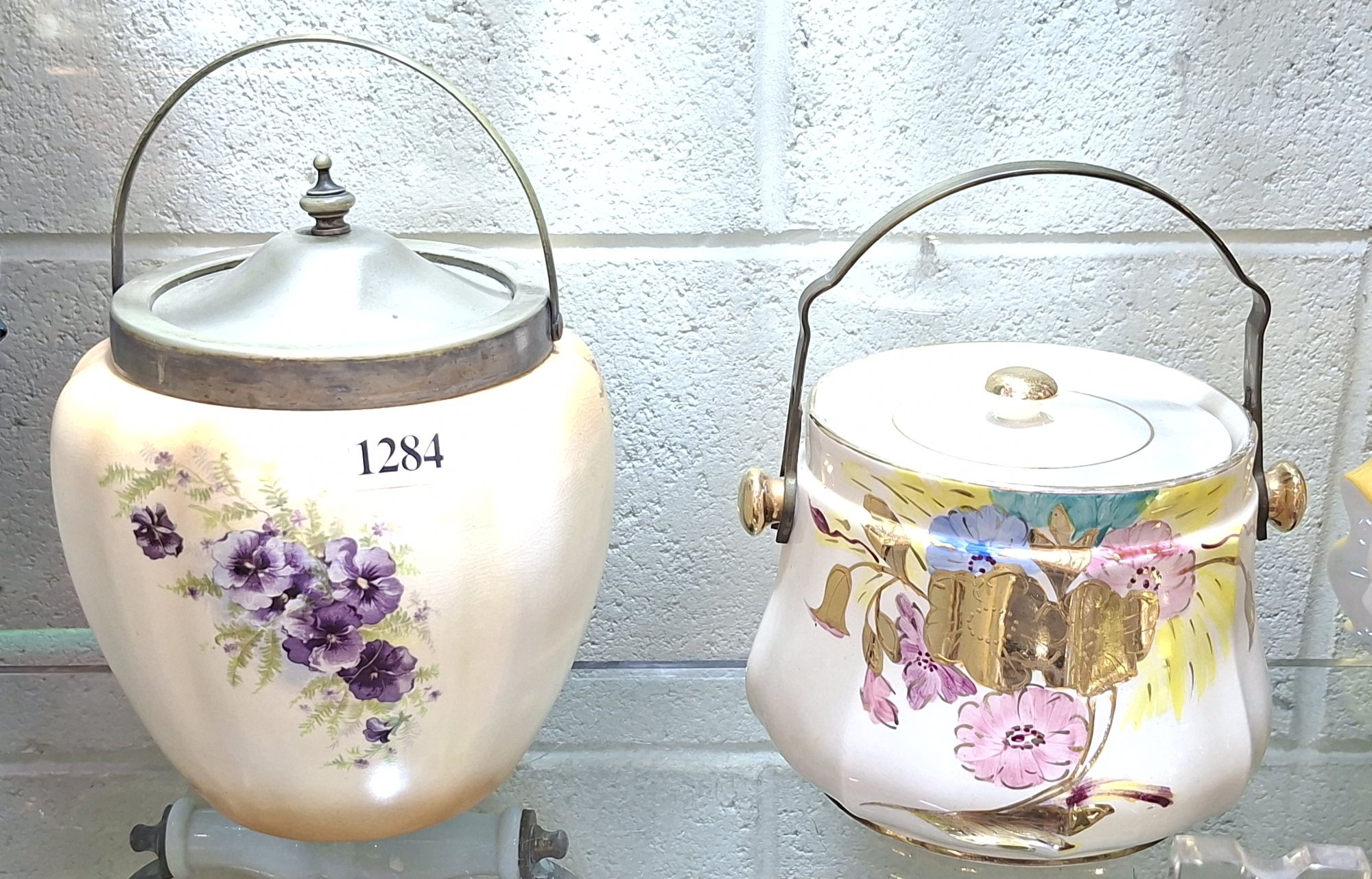 1284 · BISCUIT BARRELS