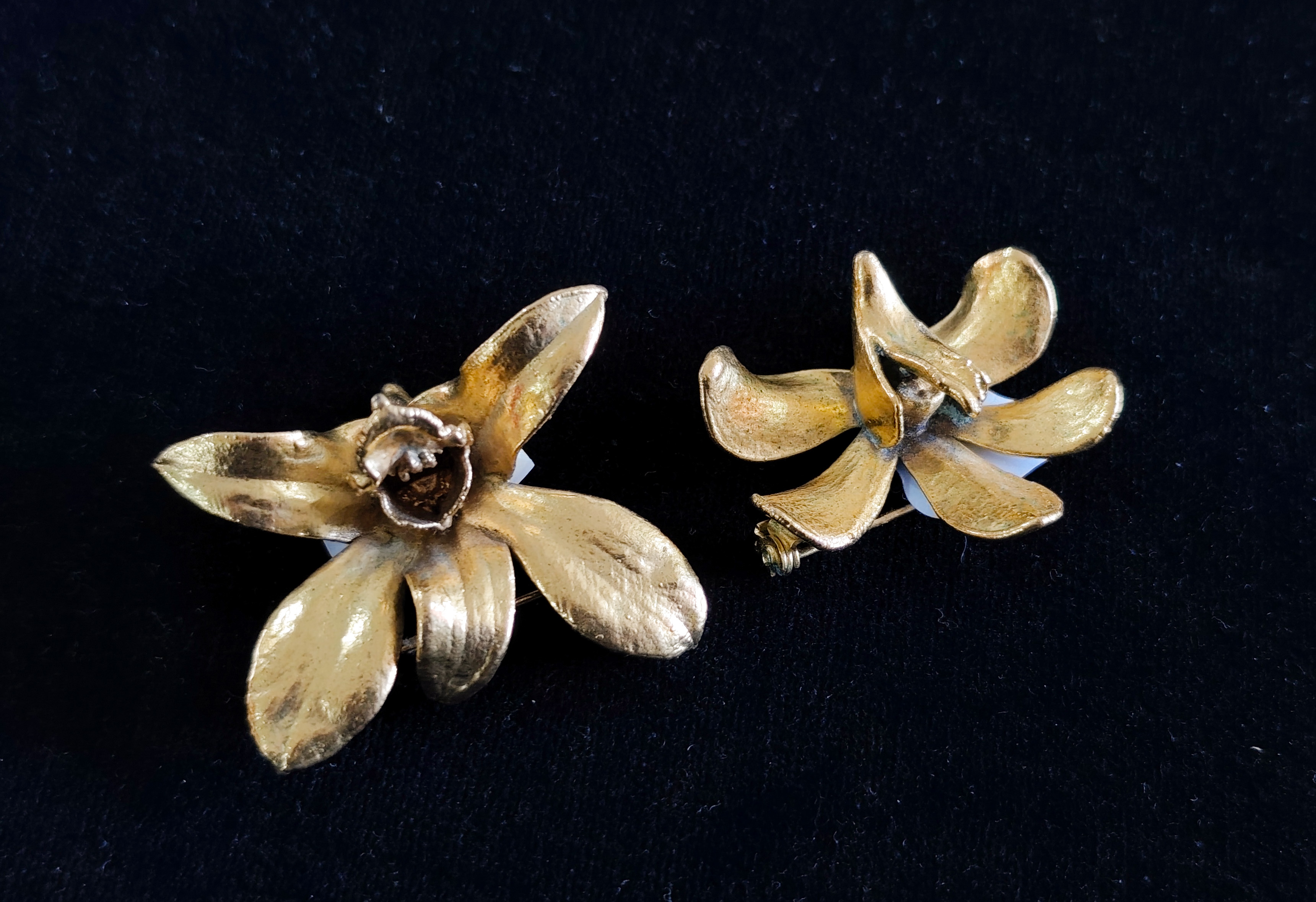 Risis Gold Plated Orchids x 2 — NZ auction result
