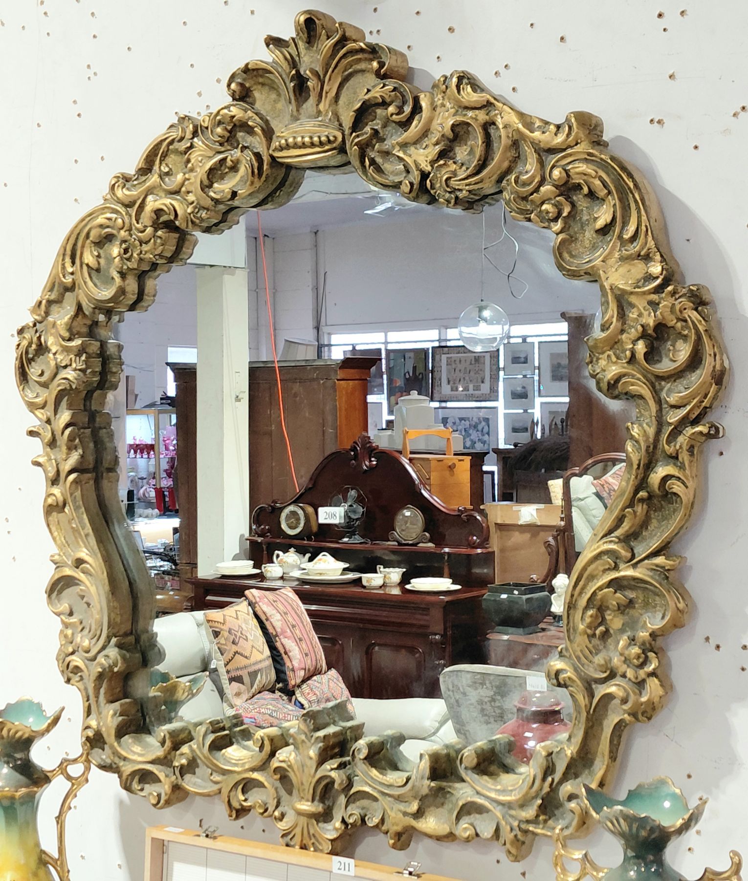 208 · DECORATIVE WALL MIRROR