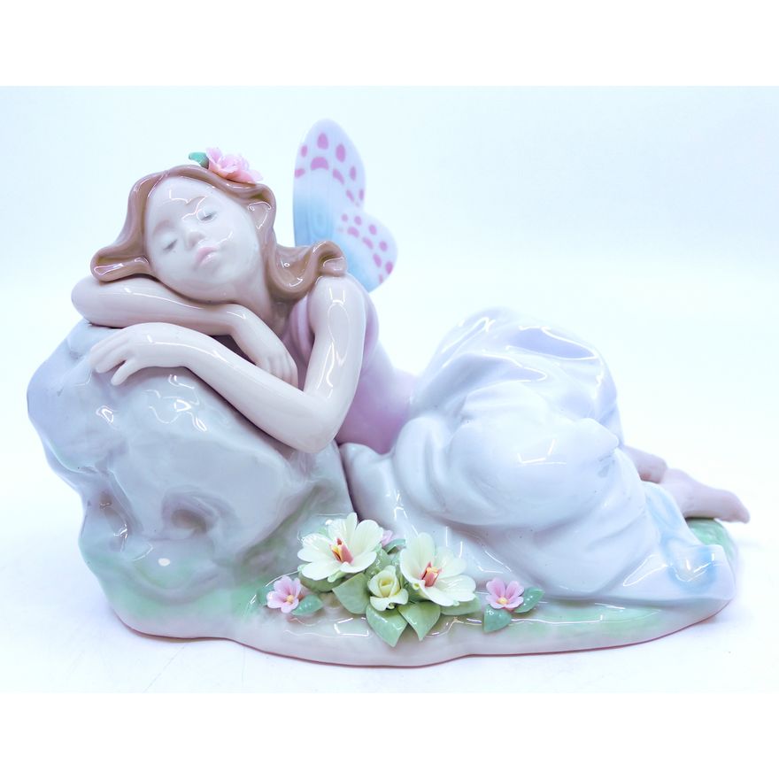 Lladro ''Princess of the Fairies'' Figure With Box - 07694