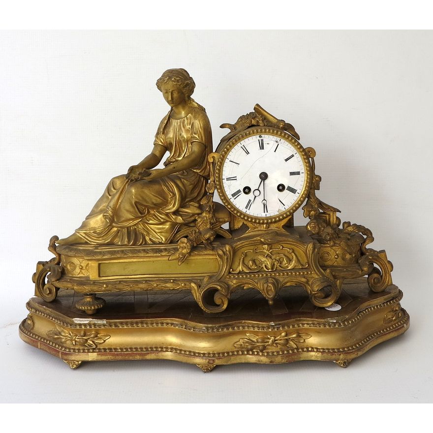 19TH CENTURY FRENCH ORMOLU CASED MANTLE CLOCK ON STAND, with pendulum