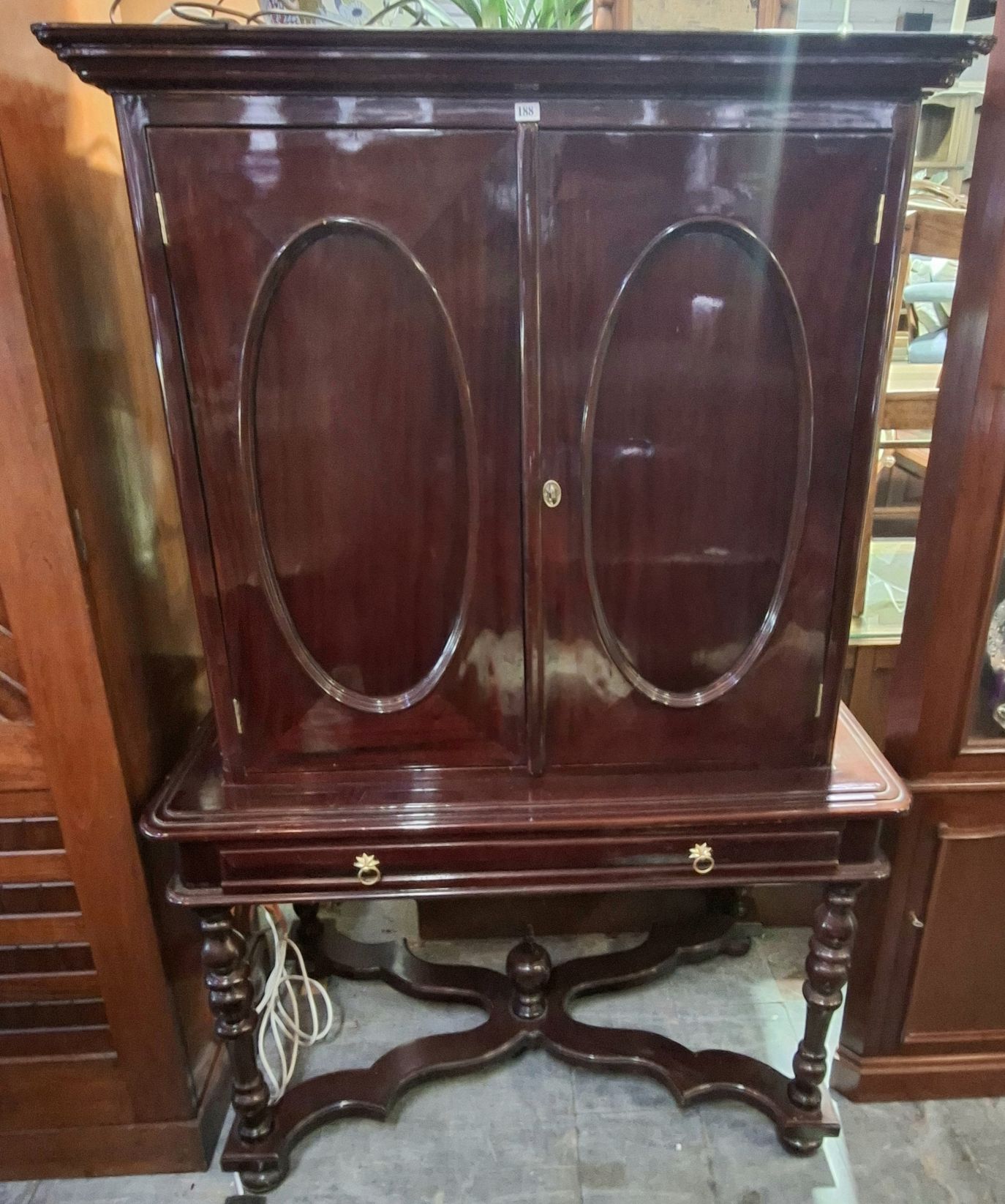 188 · POLISHED MAHOGANY DRINKS CABINET