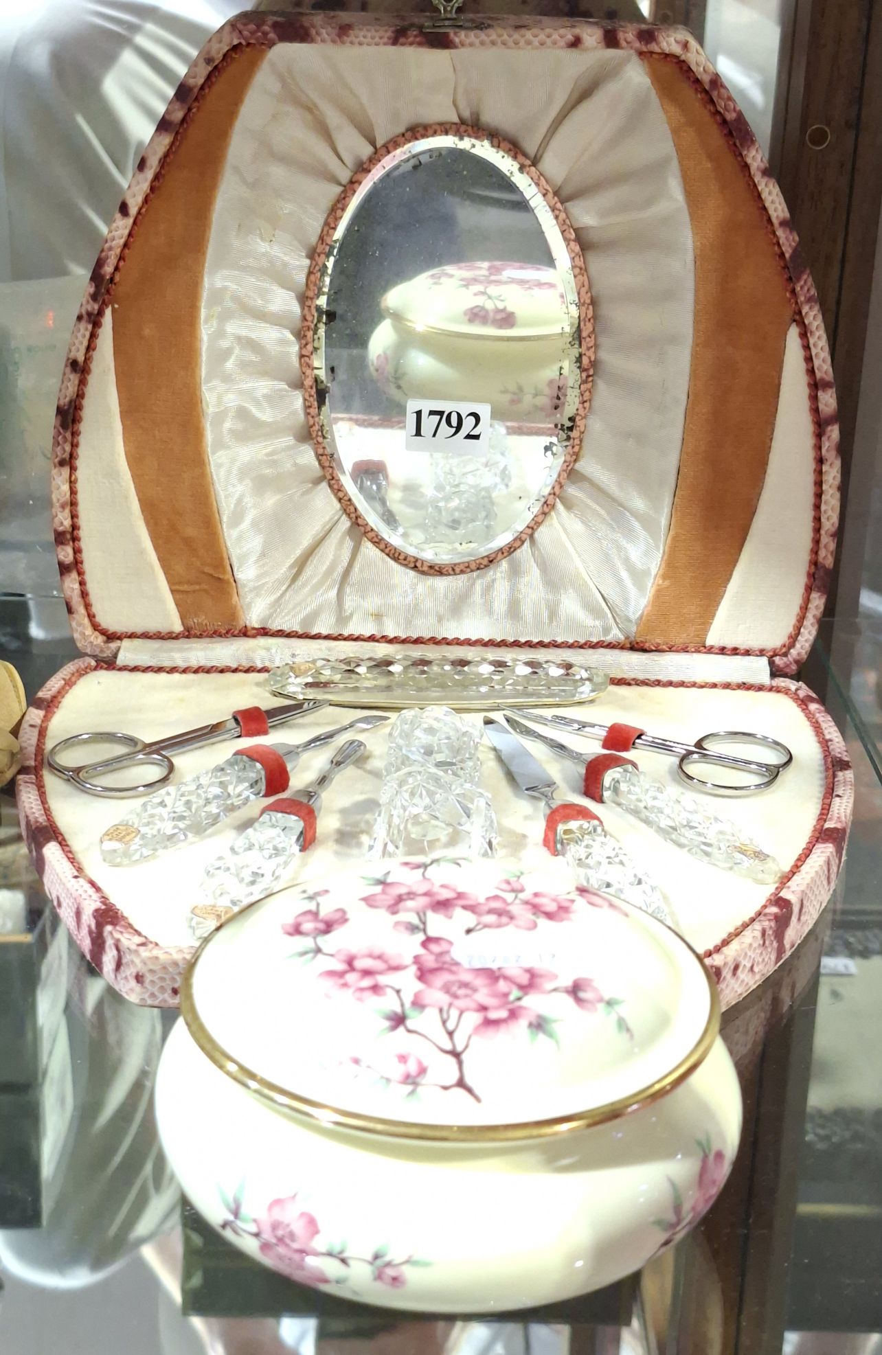 Vintage Manicure Set