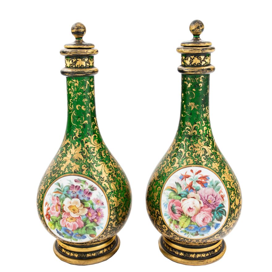 Para karafek w stylu Biedermeier, Czechy, Moser (?), ok. poł. XIX w.