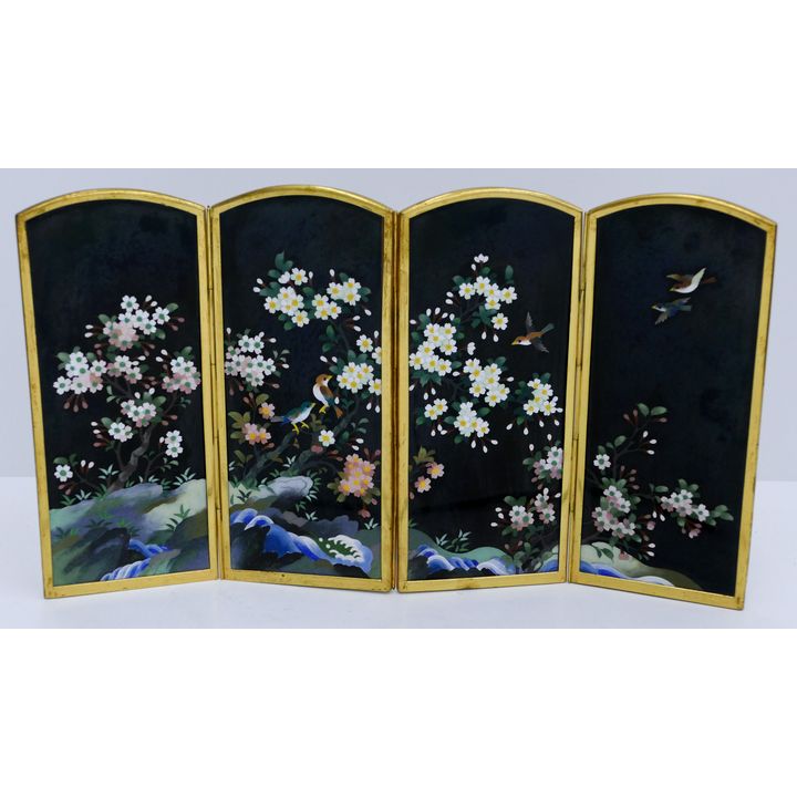 Fine Japanese Inaba Cloisonne Table Screen
