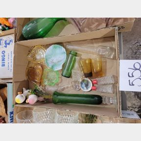 Uranium glass tray and other small glass pieces