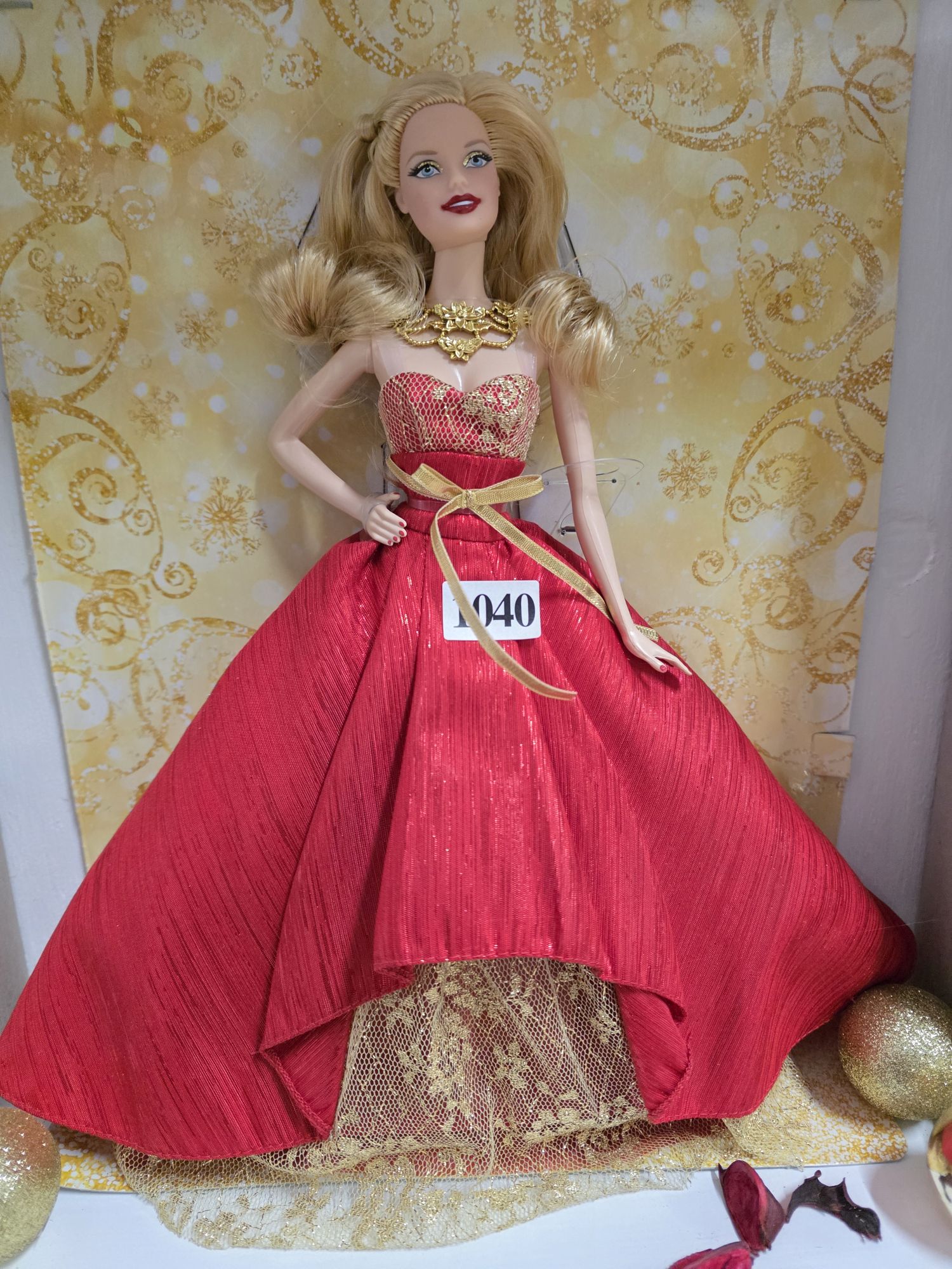 1040 · BARBIE DOLL