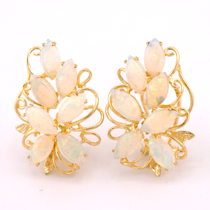 Aretes con ópalos