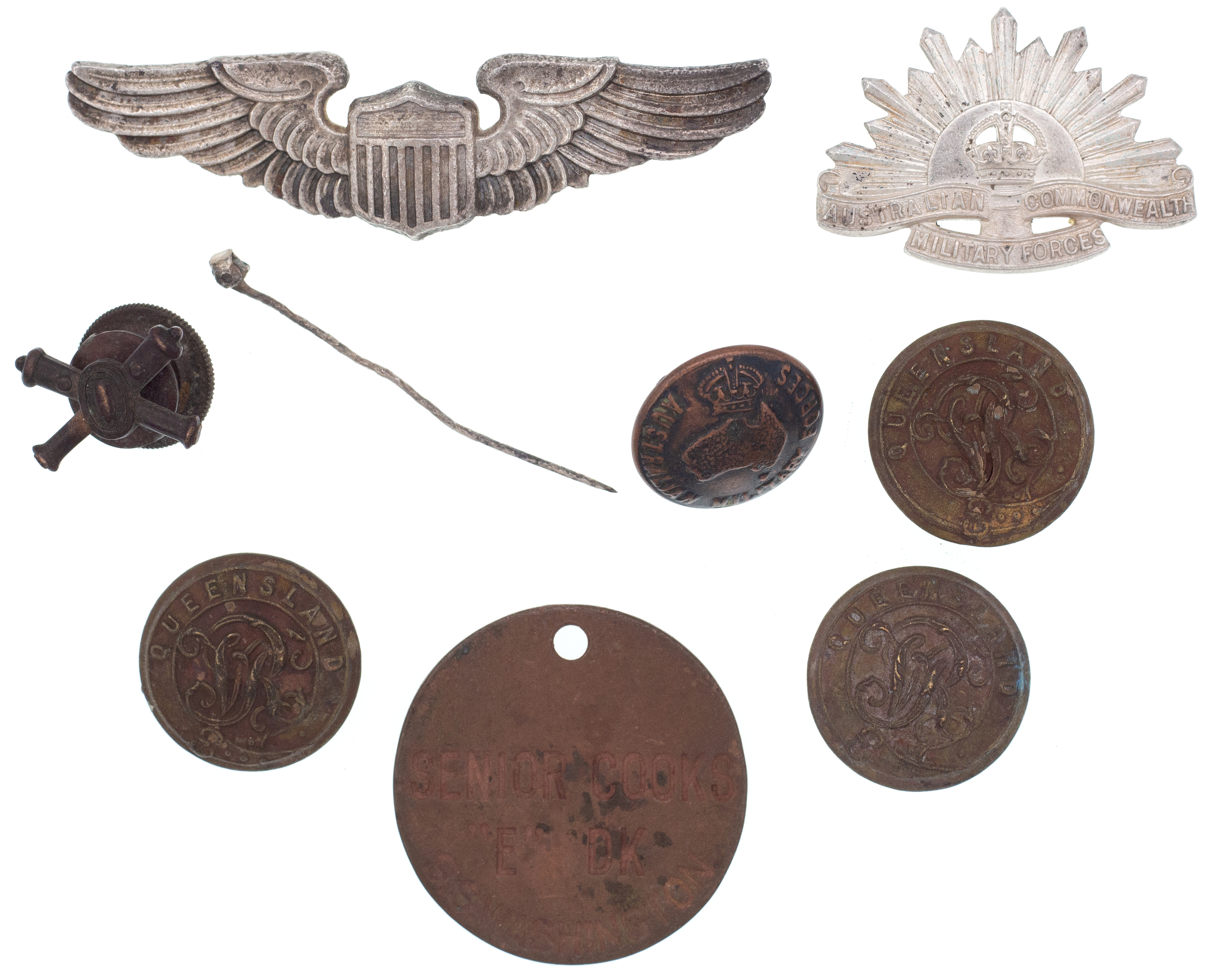 500 · Sweetheart Brooches,