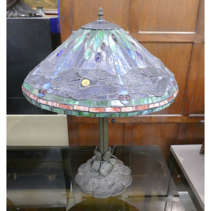 Tiffany Style Dragonfly Leaded Glass Shade Table Lamp- 25x20''