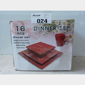 LMA - 15 PIECES WHITE SQUARE DINNER SET -