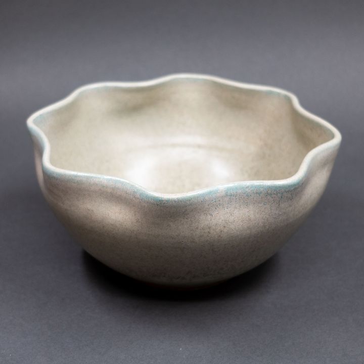 Graeme Storm - Frilled rim bowl