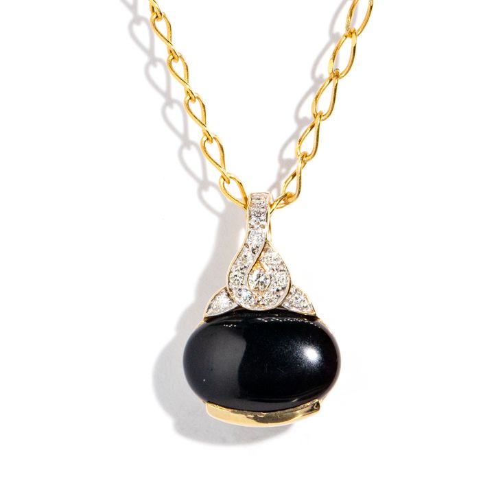 Diamond & Onyx Pendant with 9 Carat Chain