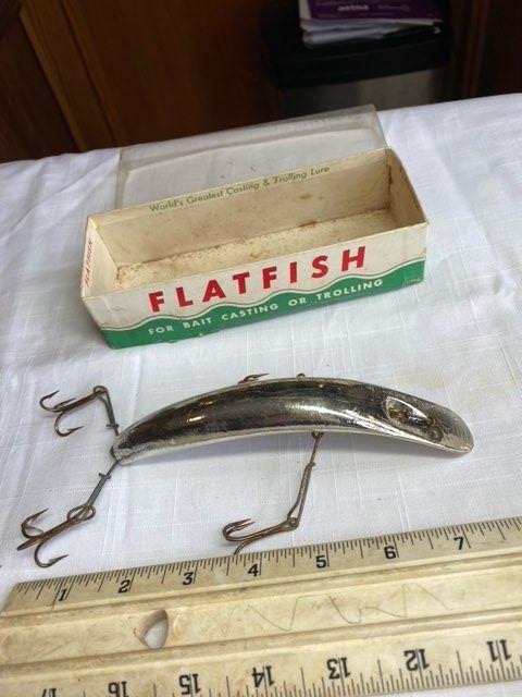Sold at Auction: 3 Helin Flatfish Fishing Lures & 1 Original Box