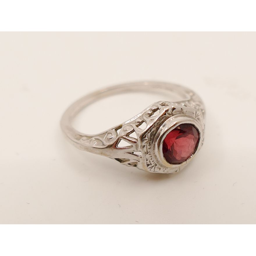 Art Deco 14K White Gold Red Stone Ring- 2.7g