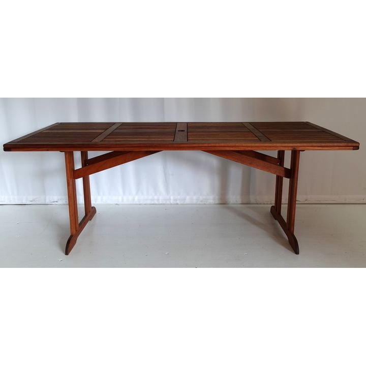 SLATTED PATIO TABLE