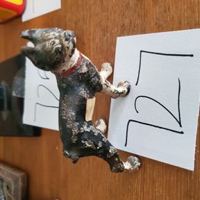 Small cast iron Boston Terrier Paperweight (Hubley?)