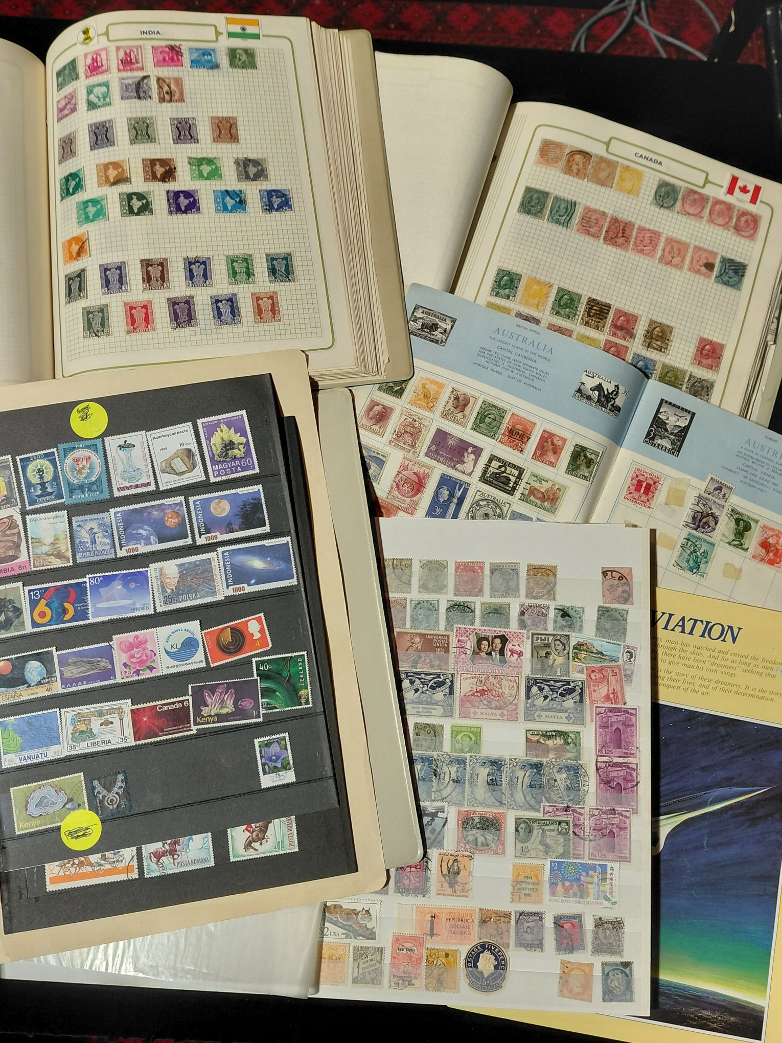 544 · STAMPS - WORLD