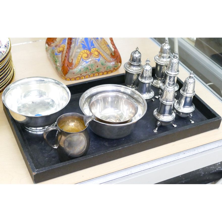 Tray Sterling Shakers and Small Bowls etc. - 764 Grams TW