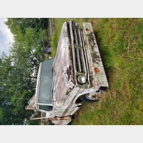 1971 Ford F350 wrecker truck, wench, gin poles, propane