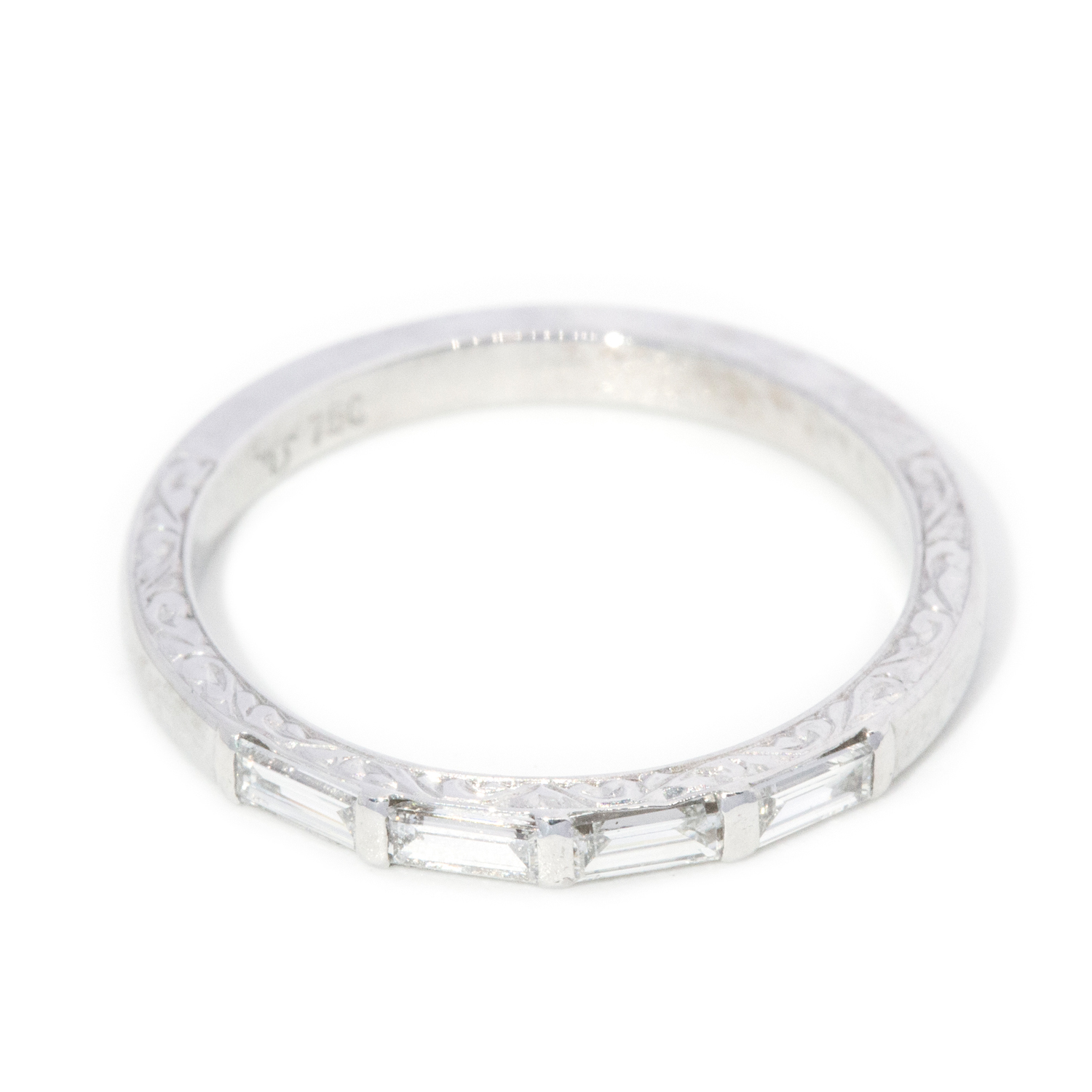 18ct White Gold Diamond Ring