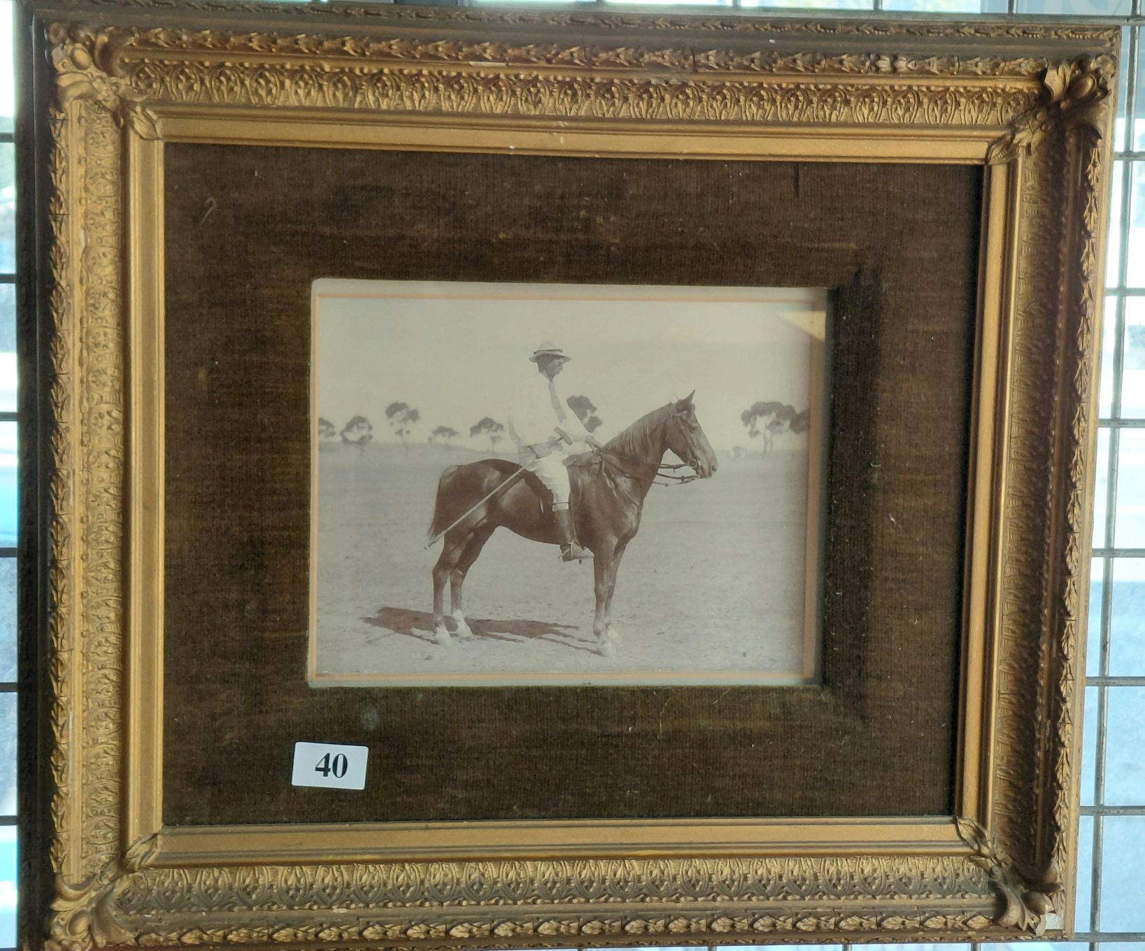 40 · ANTIQUE PHOTOGRAPH