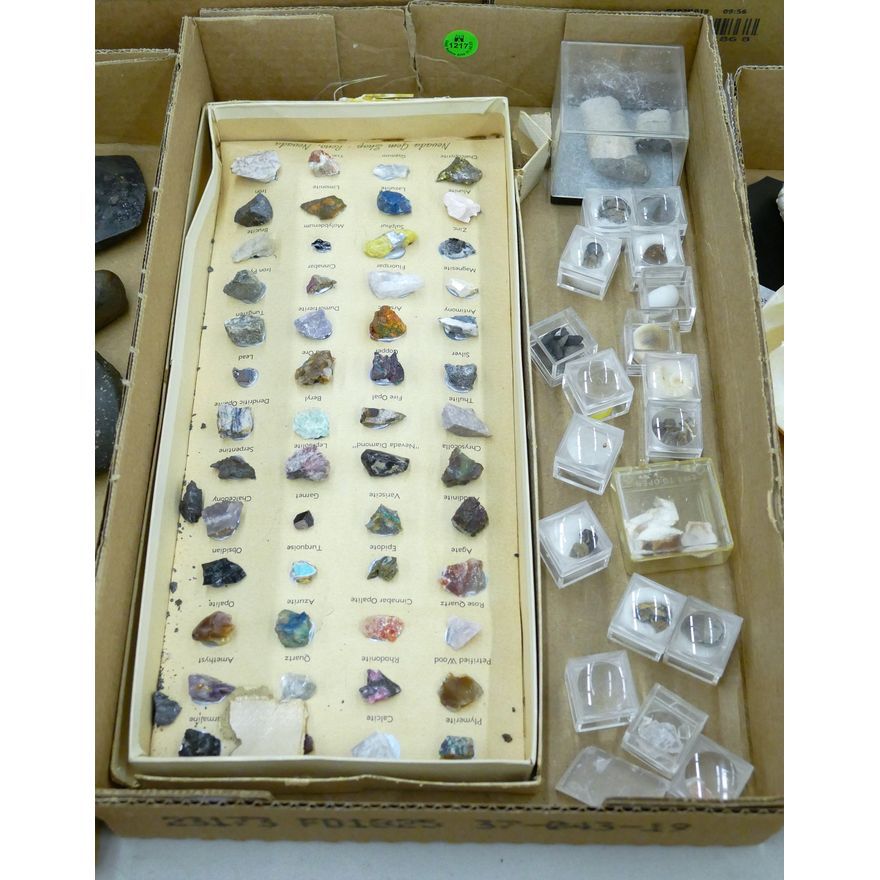 Box Small Stone Mineral Specimens
