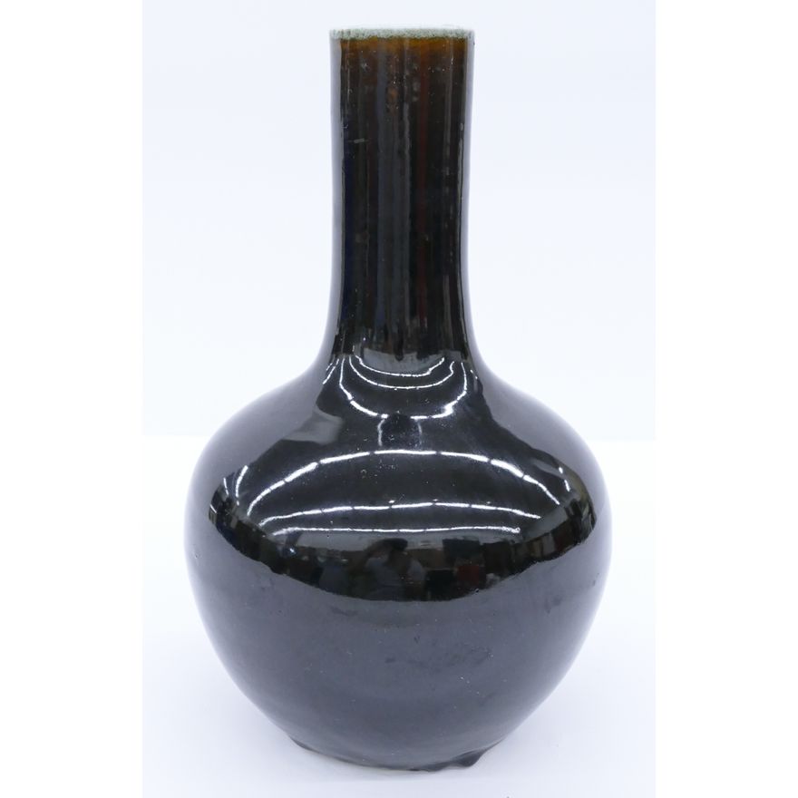 Chinese Qing Mirror Black Monochrome Bottle Vase