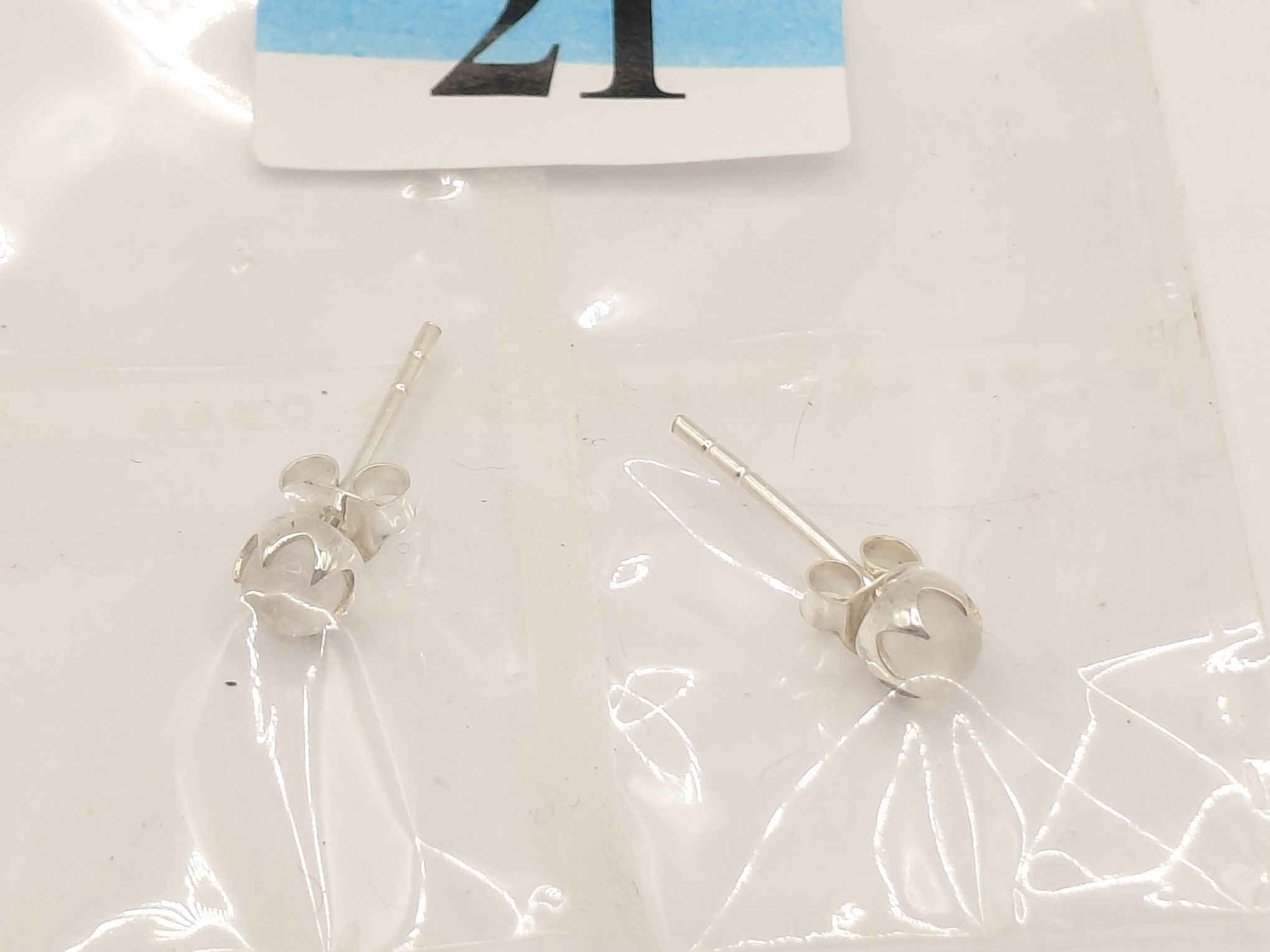 21 · MOONSTONE GEMSTONES