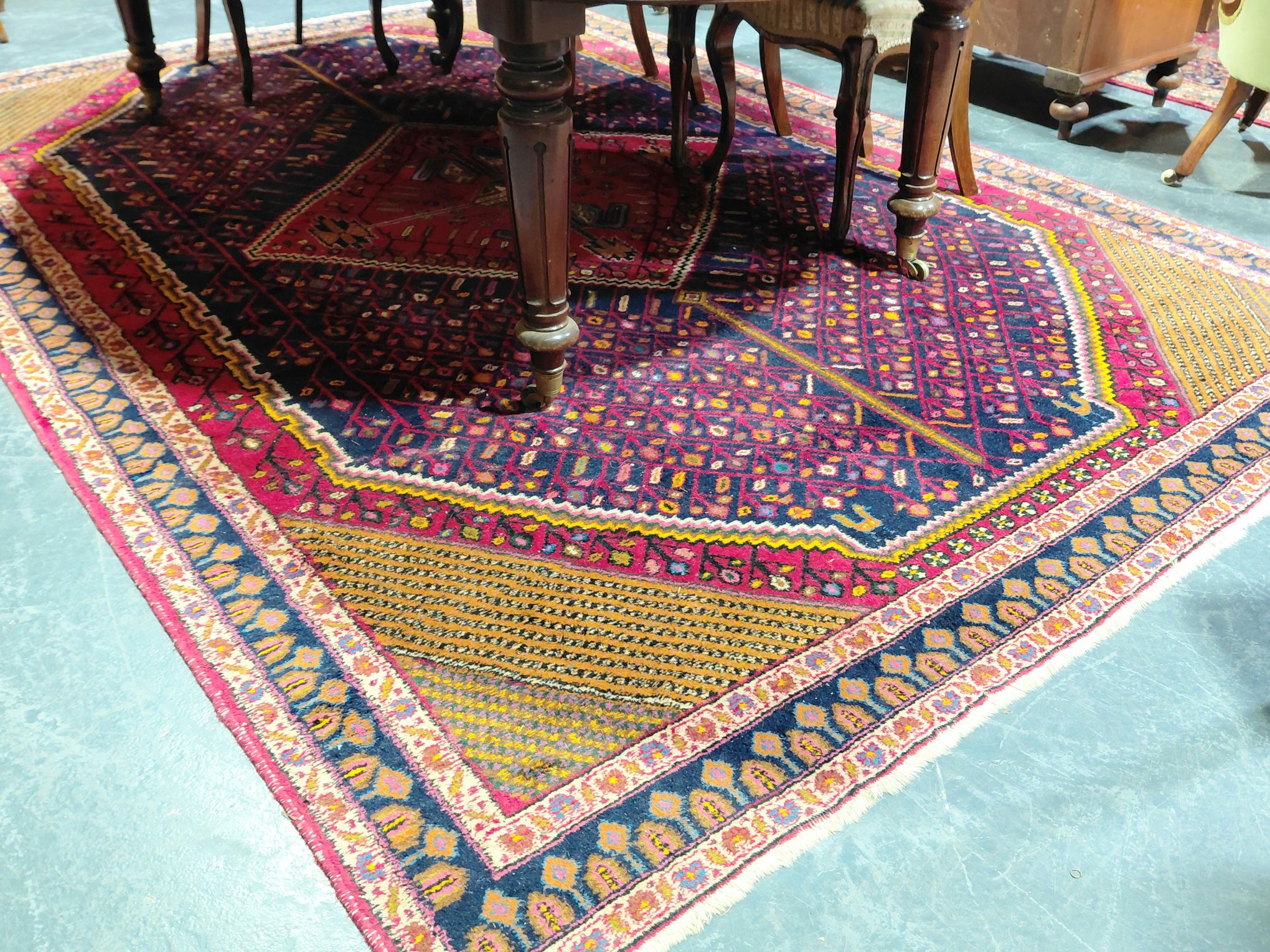 639 · PERSIAN SHAHRBABAK-AFSHAR RUG