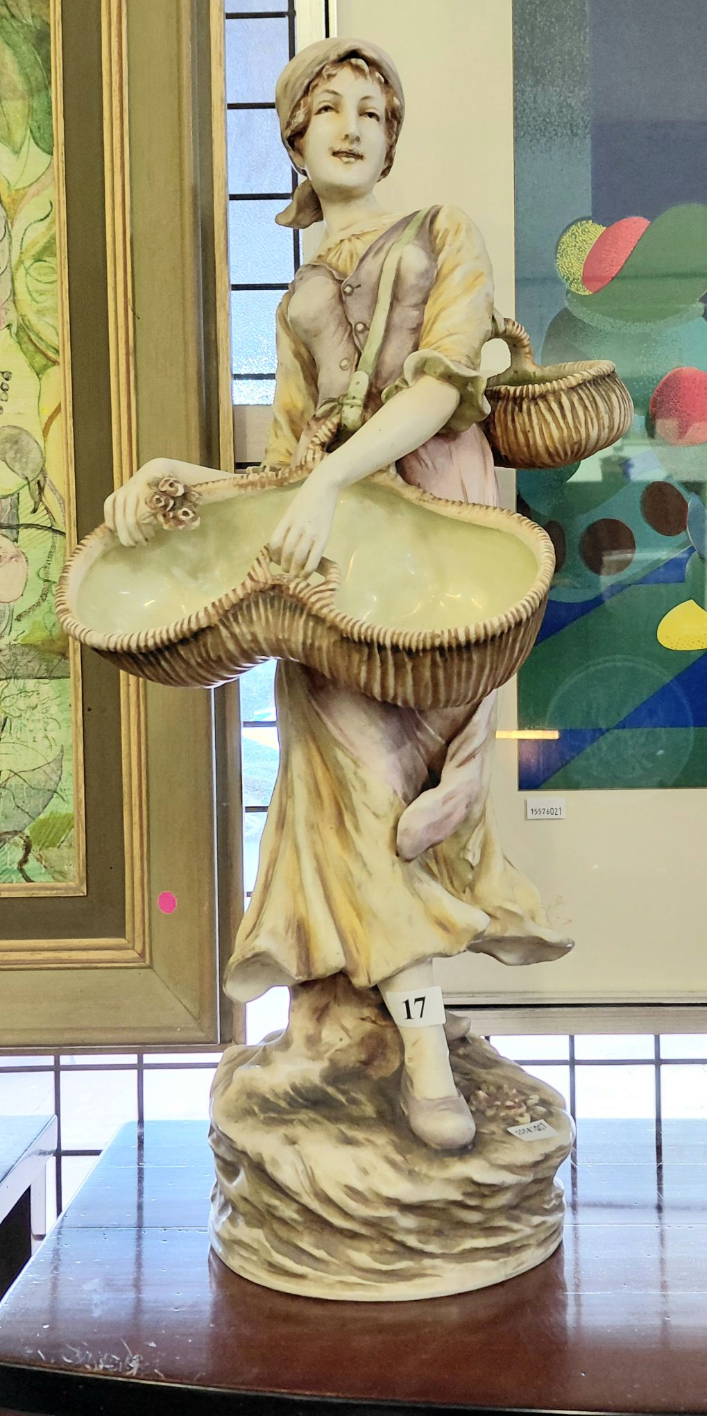 17 · AMPHORA FIGURINE