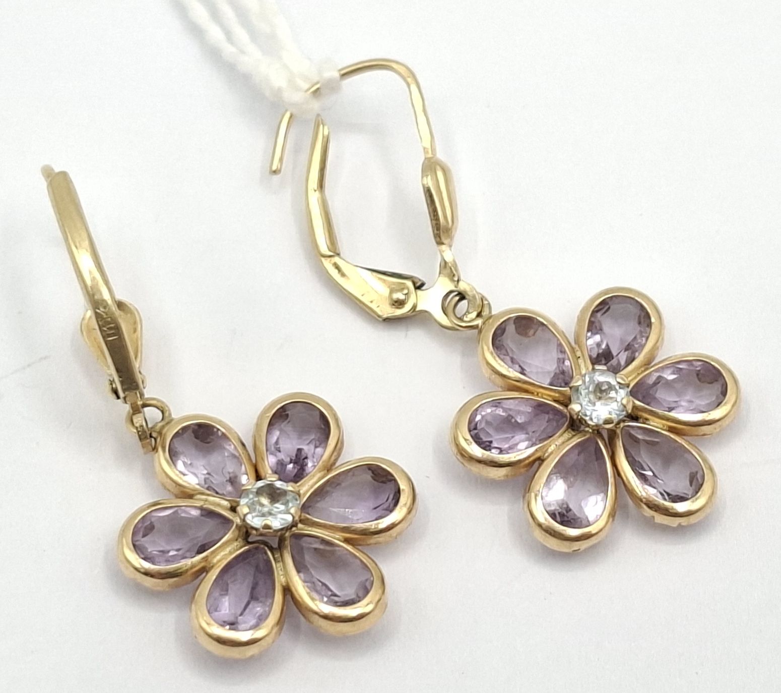 257 · 14CT GOLD AMETHYST EARRINGS