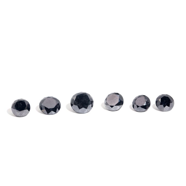 11.04 Carats of Black Diamonds Parcel