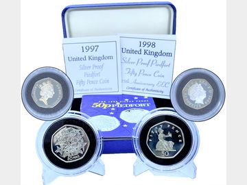 1997 & 1998 ELIZABETH II PIEDFORT EU & BRITANNIA SILVER PROOF FIFTY PENCE 2-COIN SET.