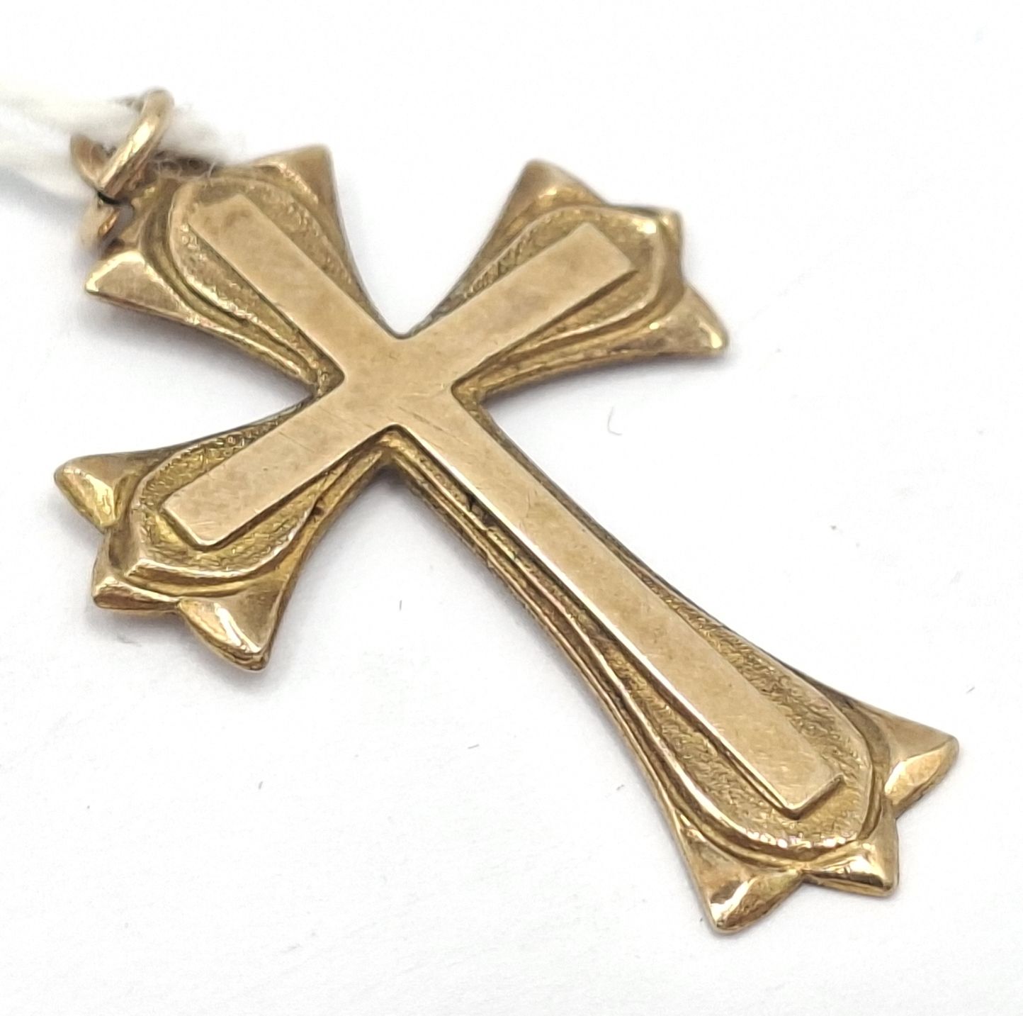1132 · 9CT GOLD PENDANT